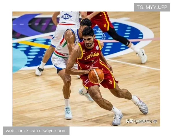 特纳19分11篮板两双数据 对灰熊一战展现内线存在感